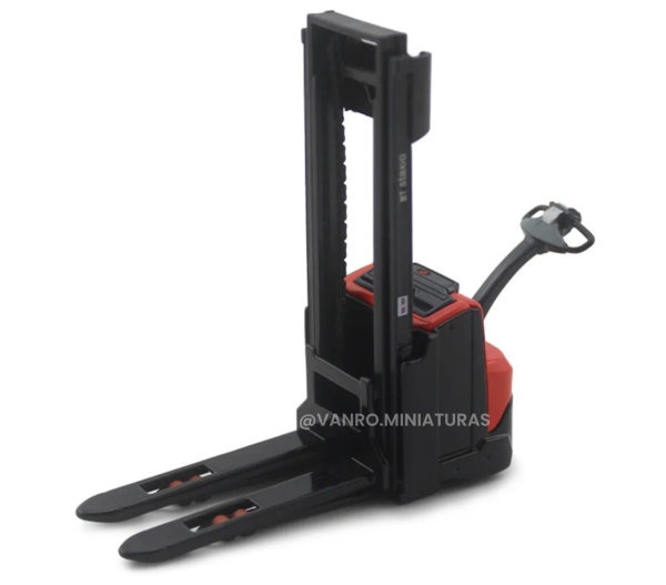 Apilador elevador BT Staxio - Imagen 2