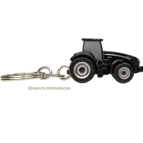 Llavero tractor Magnum 380 Black Beauty - Universal Hobbies - Imagen 2
