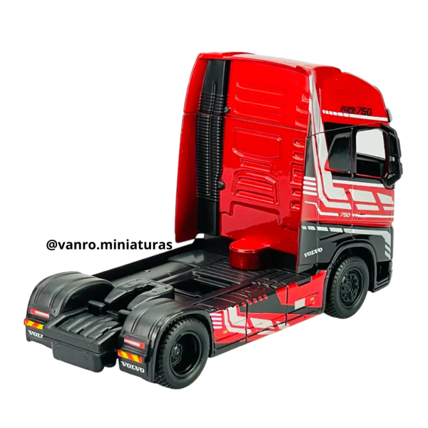 Camión Volvo FH16 rojo - Bburago - Imagen 3