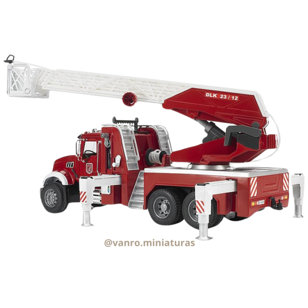 Camión Bomberos Mack Granite con escalera - Bruder - Imagen 4