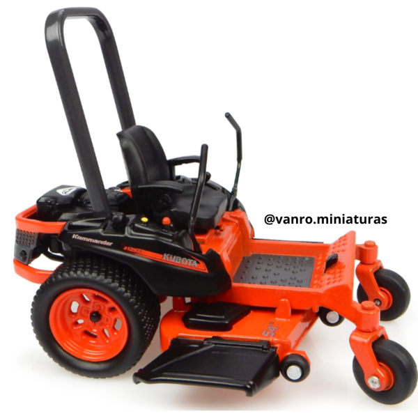 Cortadora de pasto Kubota Z125S - Universal Hobbies - Imagen 4