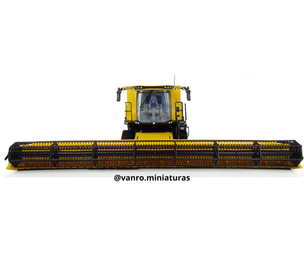 Cosechadora New Holland CR10.90 - Universal Hobbies - Imagen 2