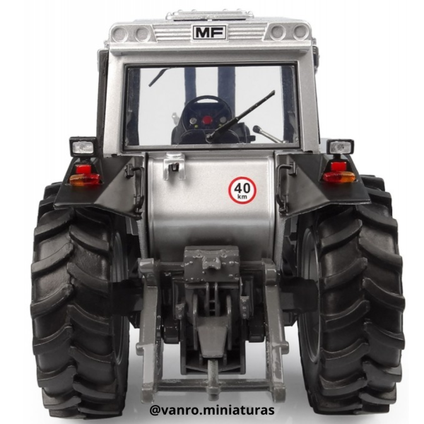 Tractor Massey Ferguson 2725 - Universal Hobbies - Imagen 3