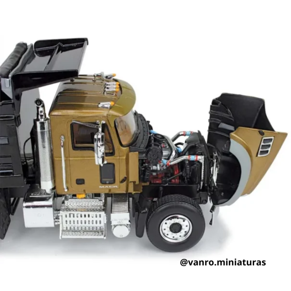 Camión Tolva Mack Granite MP - First Gear - Imagen 2