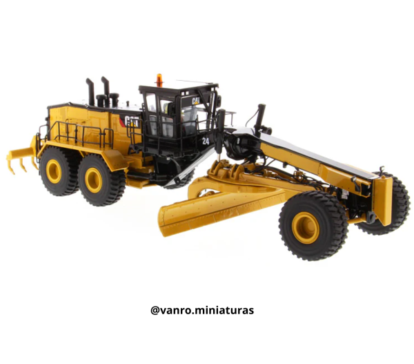 Motoniveladora Cat. 24 - Diecast Masters - Imagen 4