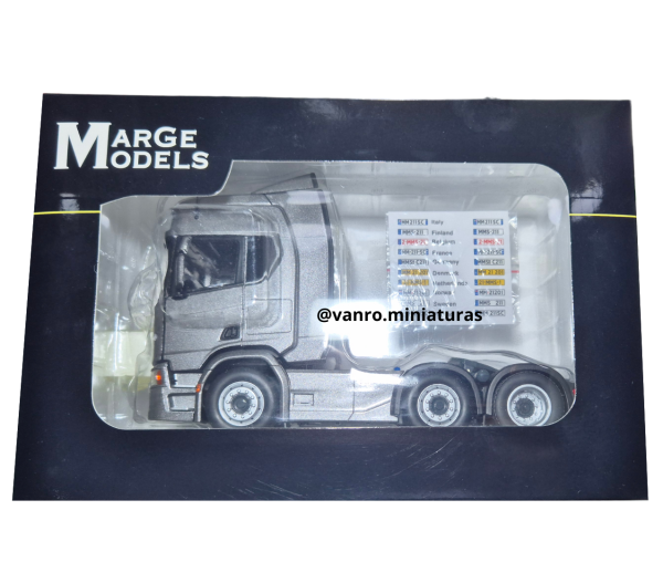 Camión Scania Serie 6 R500 6x2 gris oscuro - Marge Models - Imagen 4