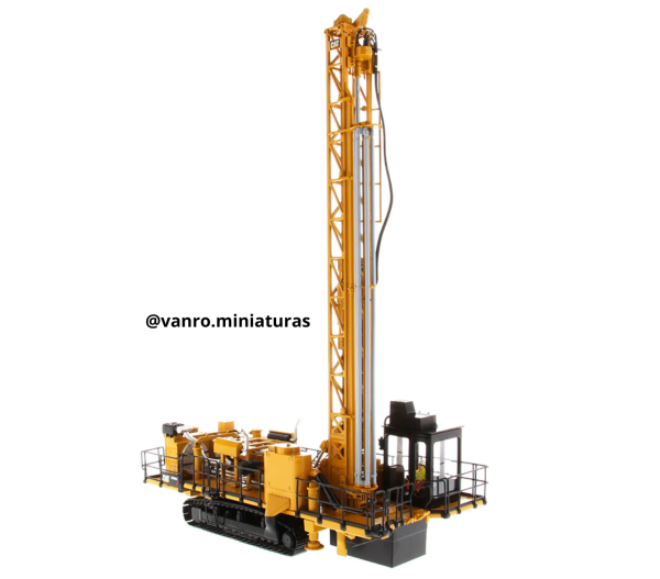 Máquina Perforadora Cat Md6250 - Diecast Masters - Imagen 7
