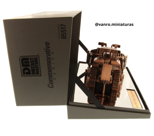 Bulldozer Cat. D11T Cobrizo - Diecast Masters - Imagen 5
