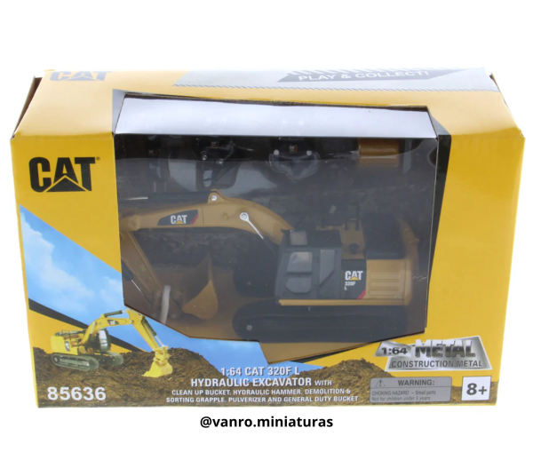 Excavadora Cat. 320F c/ 5 piezas intercambiables - Diecast Masters - Imagen 7