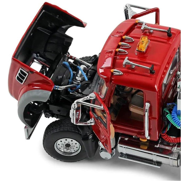 Camión Mack Granite MP - First Gear - Imagen 2