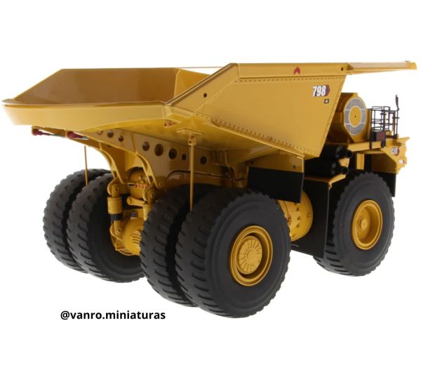 Camión de extracción 798AC - Diecast Masters - Imagen 2