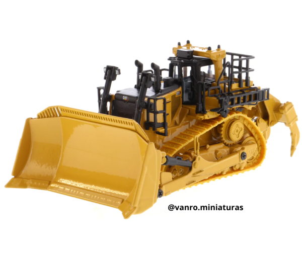 Bulldozer Cat. D11 - Diecast Masters