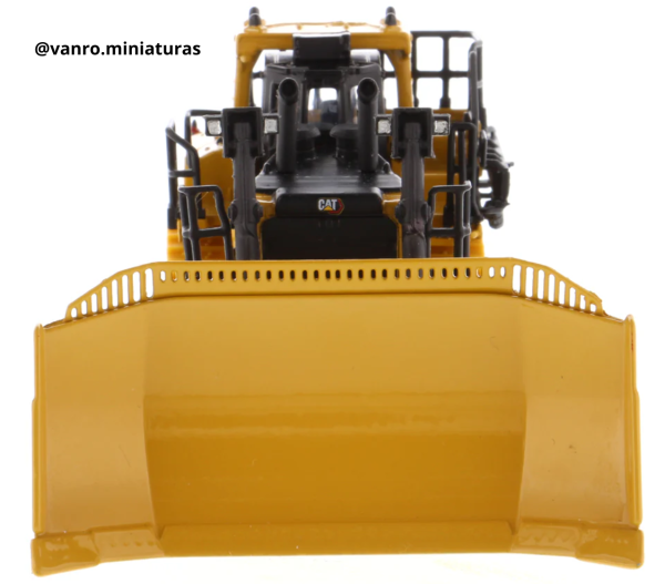 Bulldozer Cat. D11 - Diecast Masters - Imagen 2