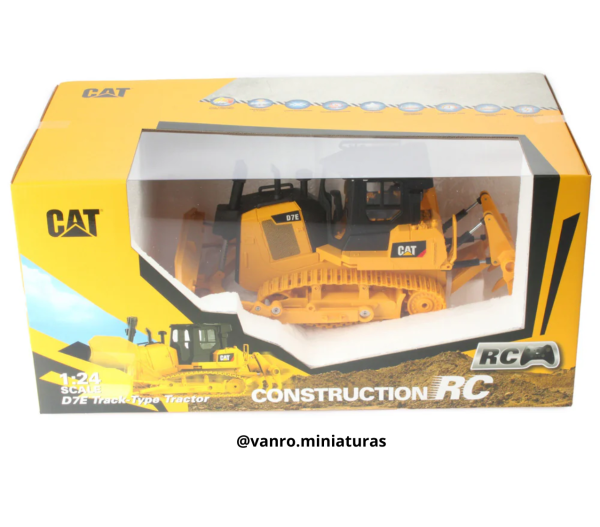 Bulldozer Cat. D7E RC - Diecast Masters - Imagen 4