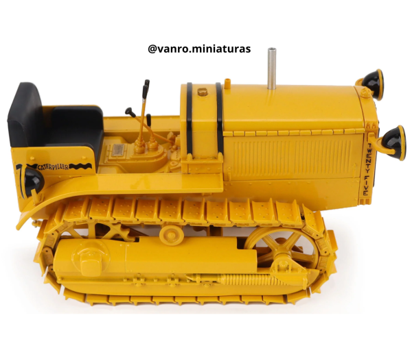 Tractor Cat. 25 - Diecast Masters - Imagen 2
