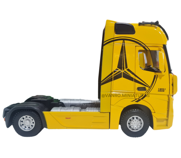 Camión Mercedes Actros amarillo - Imagen 4