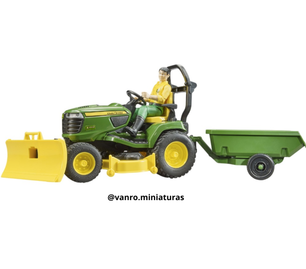 Tractor de jardín John Deere X949 c/ operario - Bruder Toys