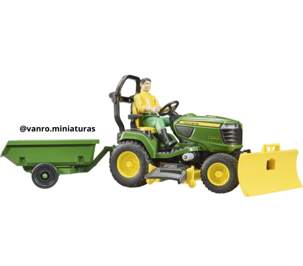 Tractor de jardín John Deere X949 c/ operario - Bruder Toys - Imagen 3