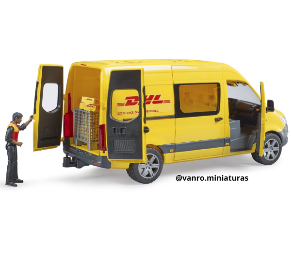 Furgon Mercedes Benz modelo Sprinter - Bruder Toys - Imagen 4