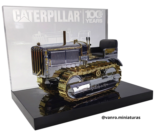 Tractor Cat. 20 edición 100 años - Diecast Masters - Imagen 6