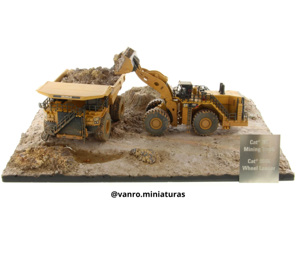 Camión minero Cat.797F y cargador frontal Cat. 994K - Diecast Masters