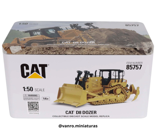 Bulldozer Cat. D8 - Diecast Masters - Imagen 6