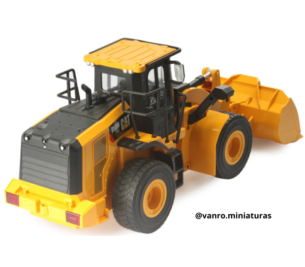 Cargador Frontal Cat.  950M Radio Control - Diecast Masters - Imagen 2