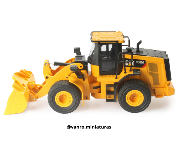 Cargador Frontal Cat.  950M Radio Control - Diecast Masters - Imagen 3