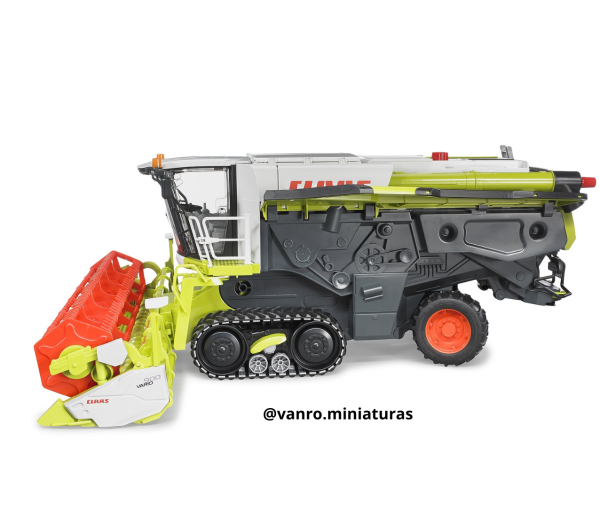 Cosechadora Claas Lexion 780 - Bruder Toys - Imagen 4