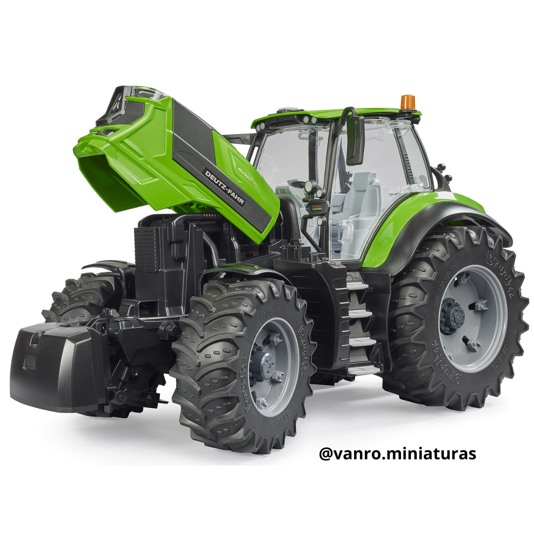 Tractor Deutz 8280 TTV – Bruder Toys