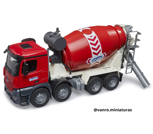 Camión hormigonera MB Arocs - Bruder Toys
