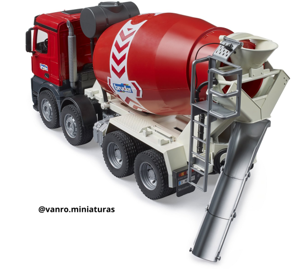 Camión hormigonera MB Arocs - Bruder Toys - Imagen 4