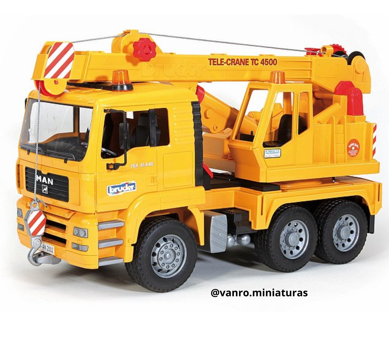 Camión grúa MAN – Bruder Toys