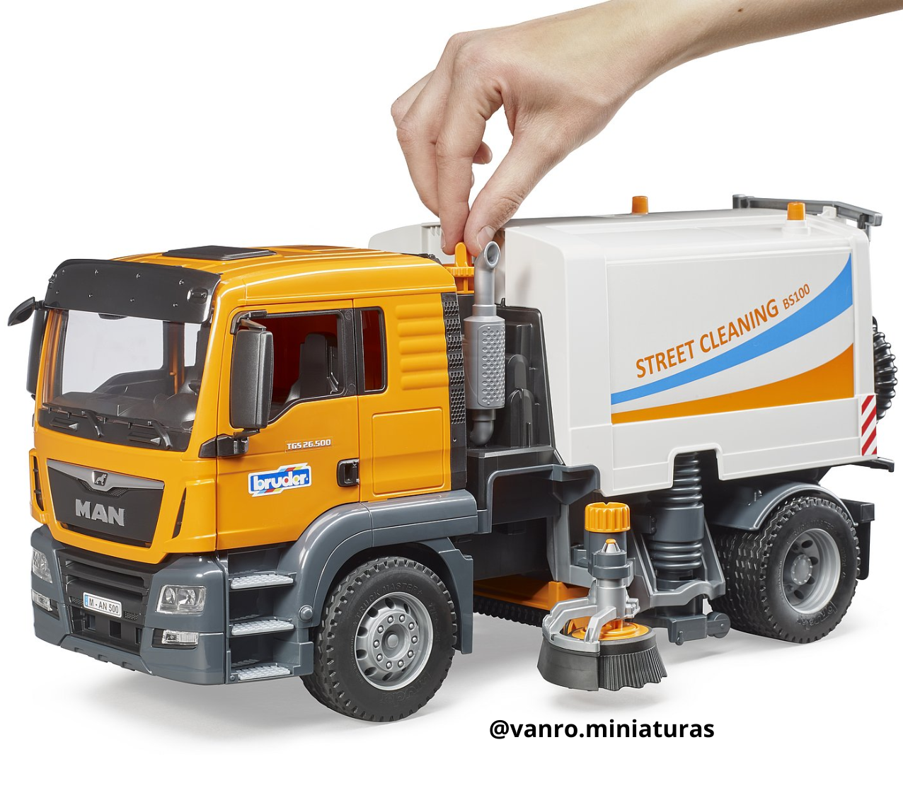 Camión barredora de Calle MAN TGS – Bruder Toys