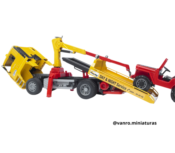 Camión MAN TGA c/ vehículo - Bruder Toys - Imagen 4