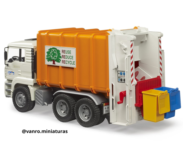 Camión de basura MAN TGA  - Bruder Toys - Imagen 2