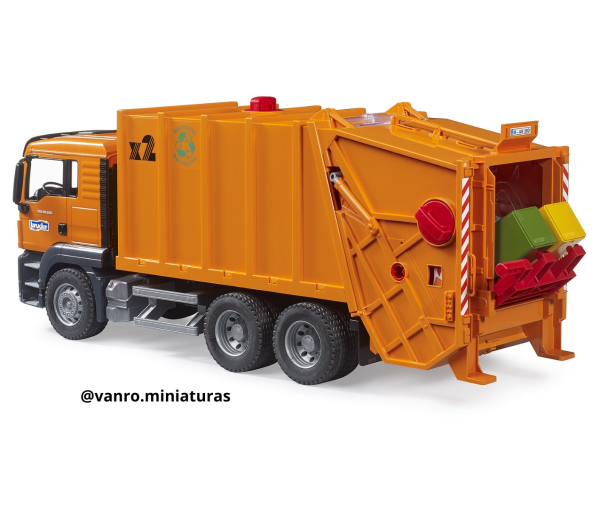 Camión de basura MAN TGS - Bruder Toys - Imagen 3