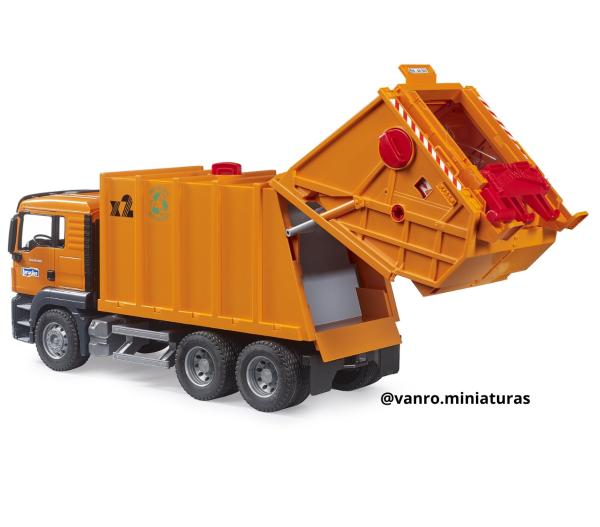 Camión de basura MAN TGS - Bruder Toys - Imagen 4