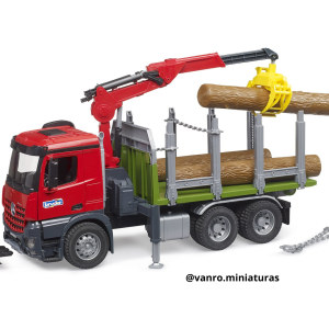 Camión maderero Mercedes Arocs c/ 3 troncos - Bruder Toys