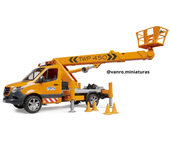 Furgón Mercedes Benz Sprinter con plataforma - Bruder Toys - Imagen 2