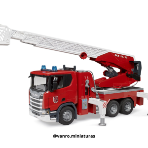 Camión de bomberos Scania Super 560R - Bruder Toys