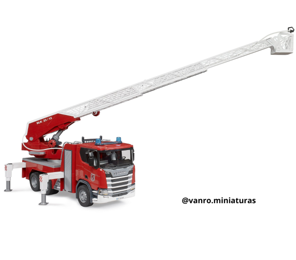 Camión de bomberos Scania Super 560R - Bruder Toys - Imagen 4