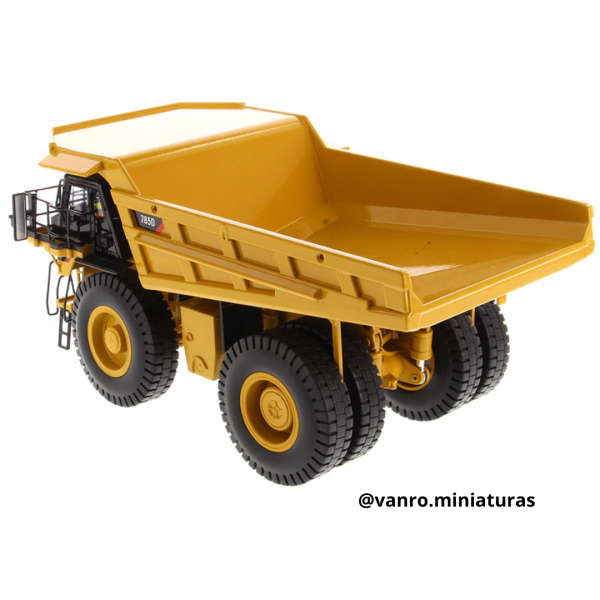Camión de extracción Cat. 785D - Diecast Masters - Imagen 4