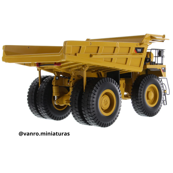 Camión de extracción Cat. 785D - Diecast Masters - Imagen 6
