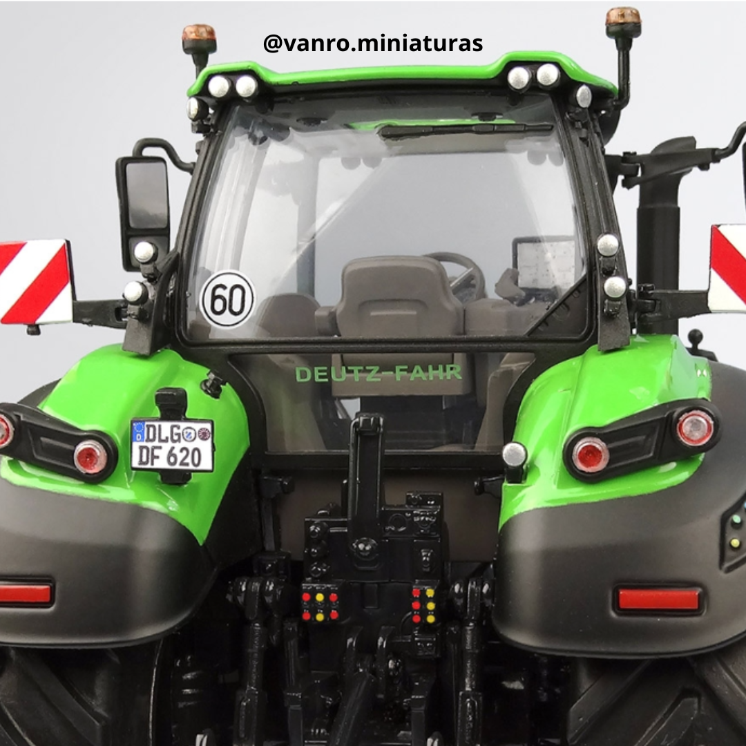 Tractor Deutz Fahr 8280 TTV – Universal Hobbies