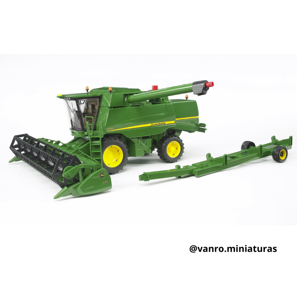 Cosechadora John Deere T670i - Bruder Toys