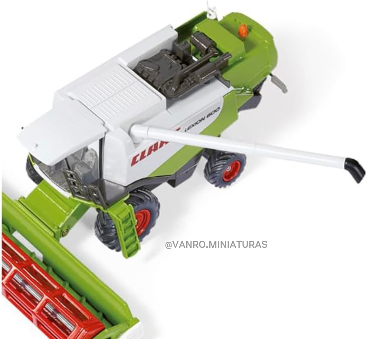 Cosechadora Claas Lexion 600 – Siku