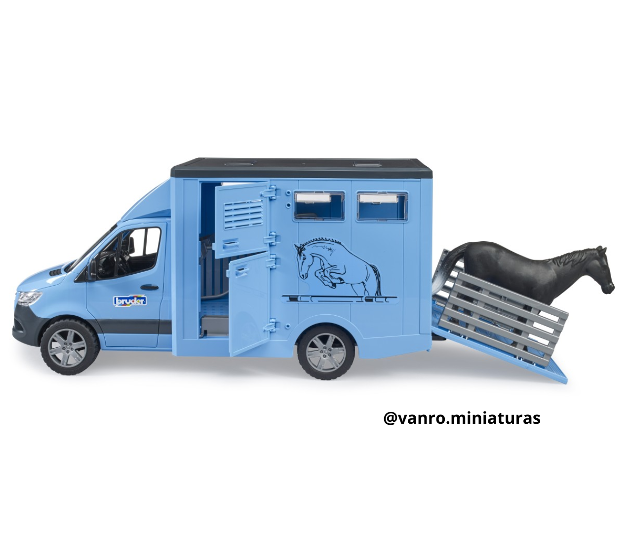 Transporte de animales Mercedes Benz Sprinter C/Caballo - Bruder Toys - Imagen 3