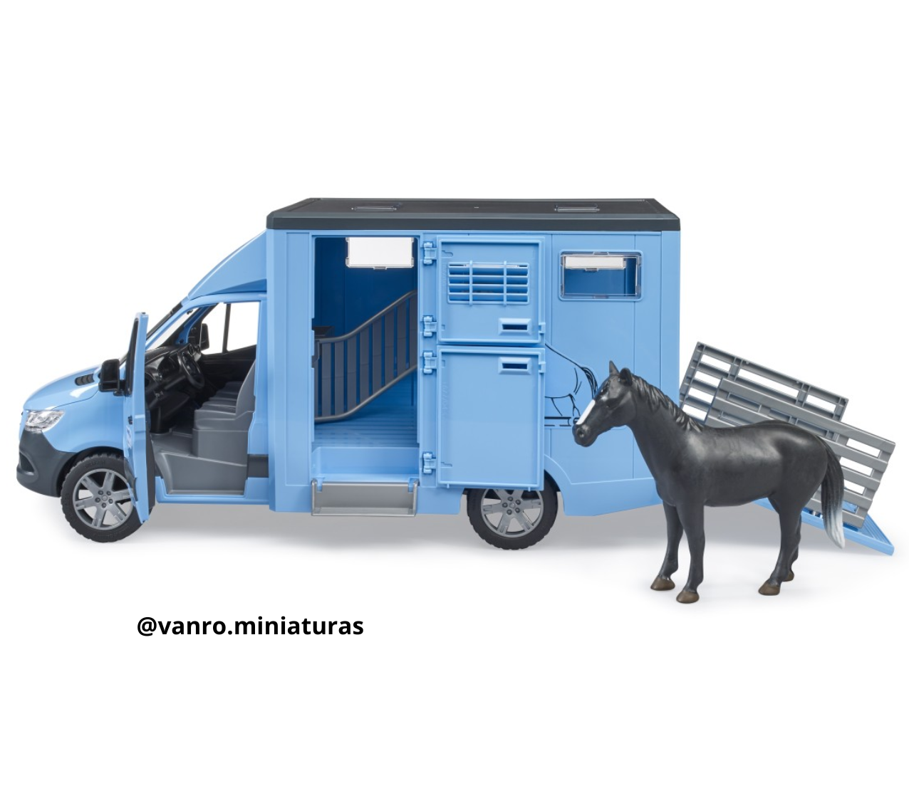 Transporte de animales Mercedes Benz Sprinter C/Caballo - Bruder Toys - Imagen 5