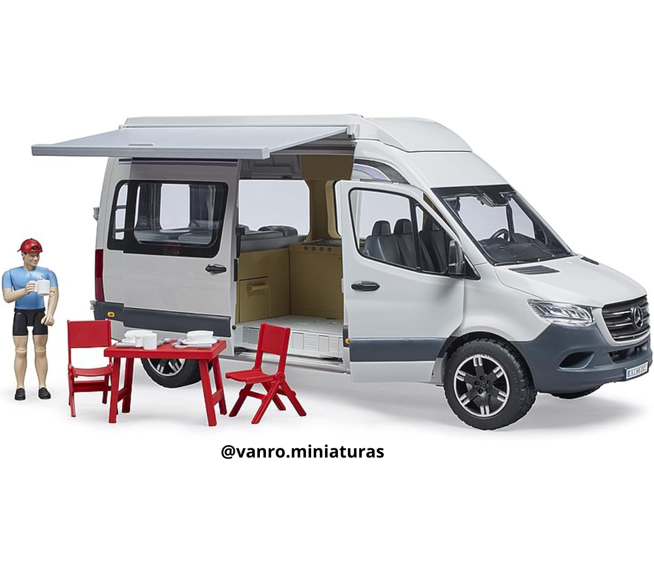 Furgón Mercedes Benz Sprinter tipo Camping c/chofer - Bruder Toys - Imagen 4